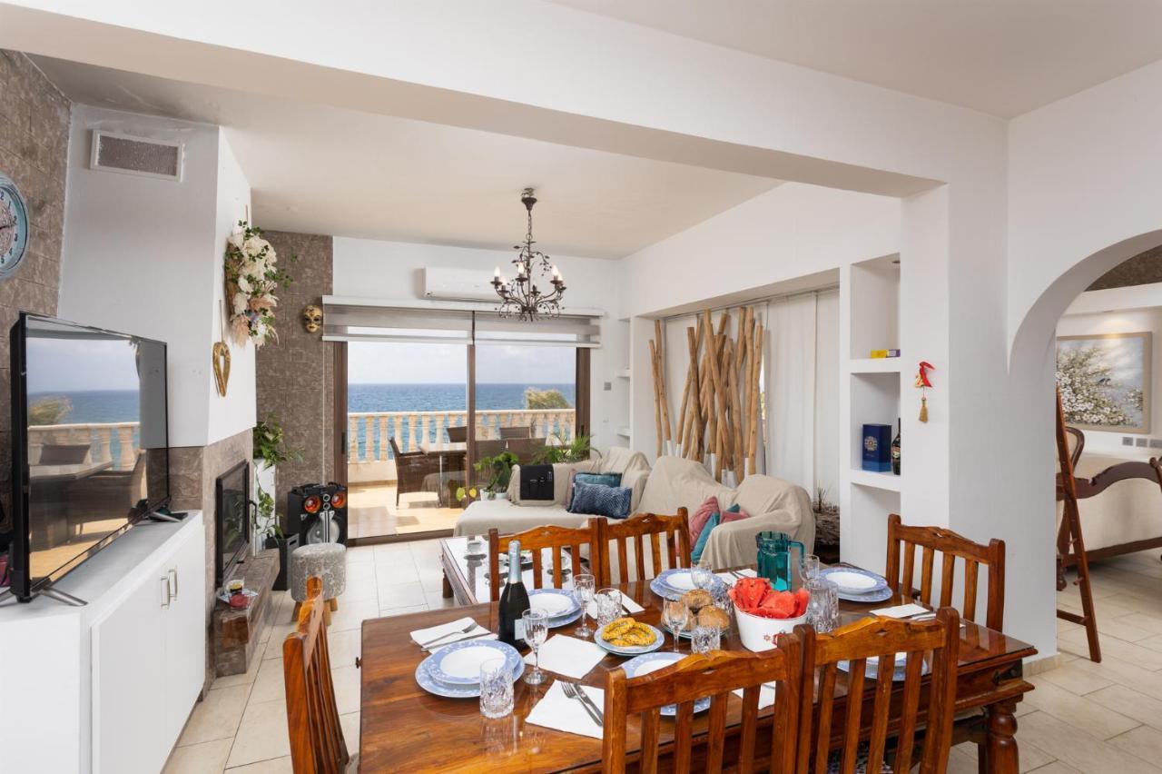 Villa Beach Heaven Pomos Exterior photo