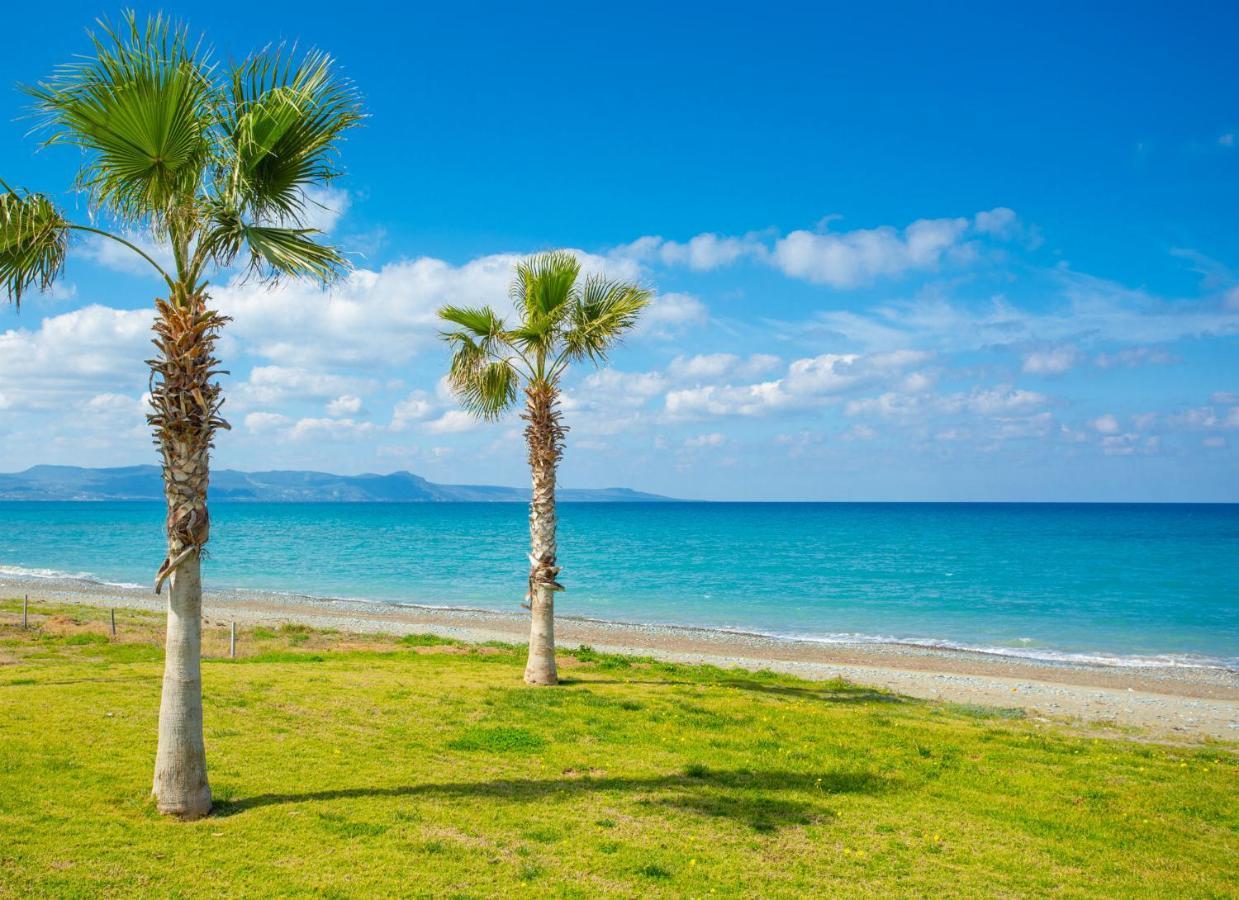 Villa Beach Heaven Pomos Exterior photo