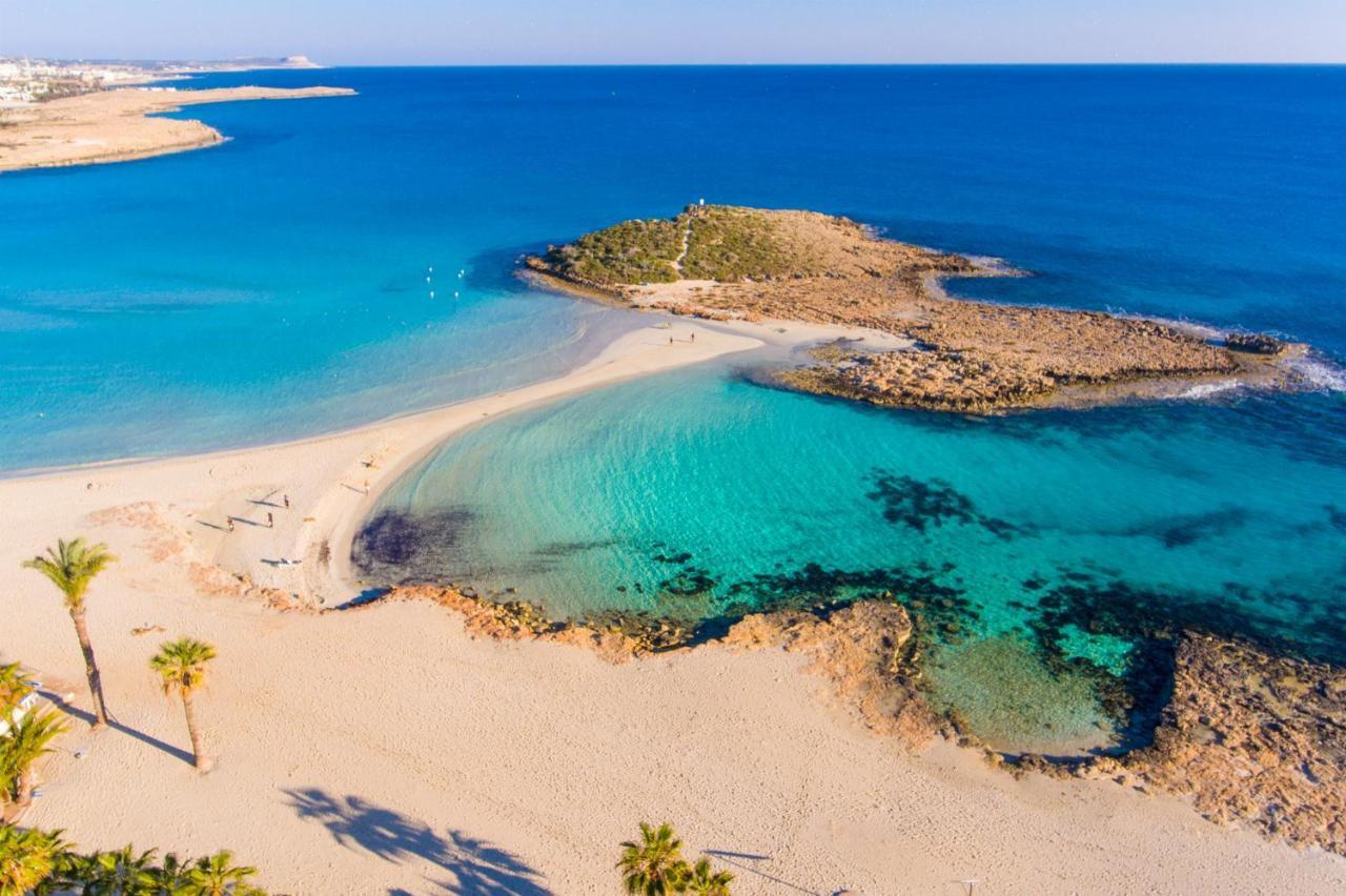 Villa Beach Heaven Pomos Exterior photo