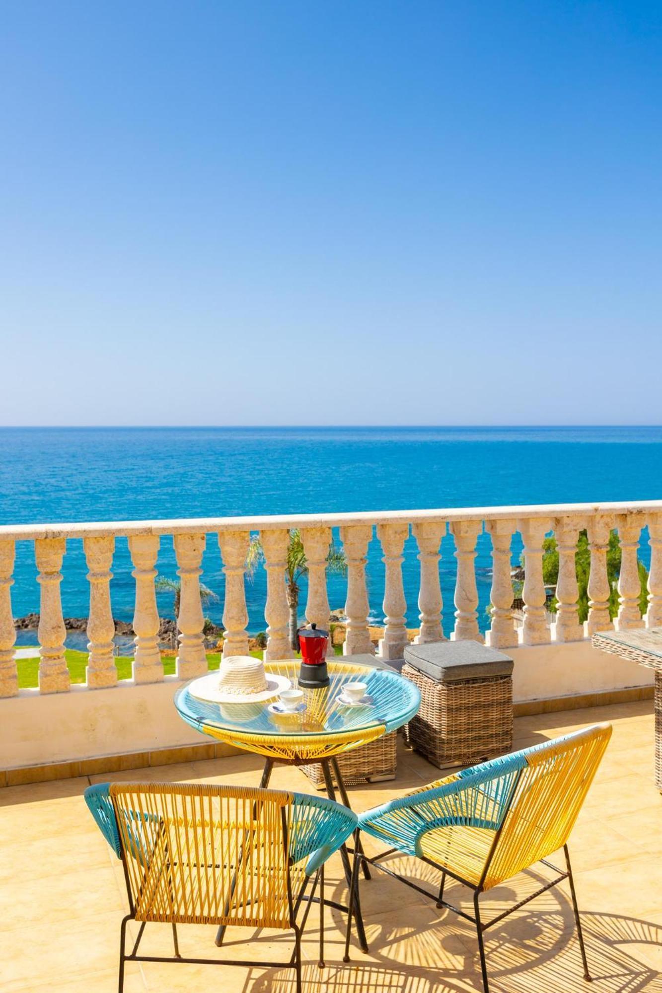 Villa Beach Heaven Pomos Exterior photo